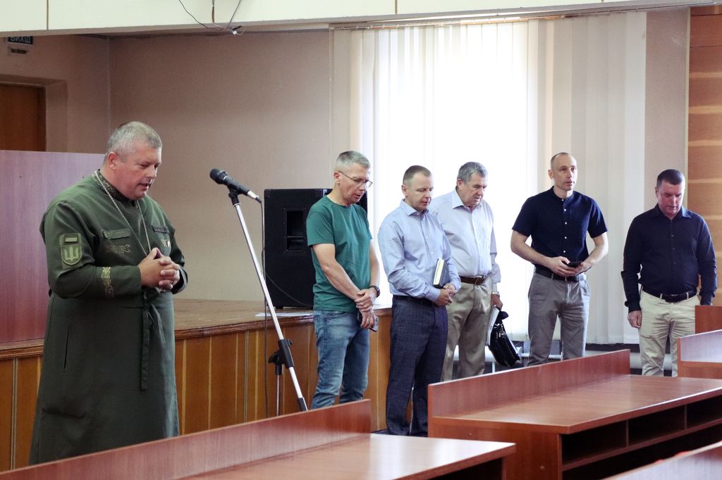 У Вараській міській раді відбулася міжконфесійна молитовна зустріч