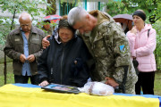 Герої не вмирають: у Вараші попрощались з Героєм В'ячеславом Щуром
